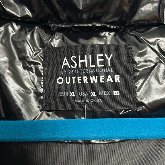 NWT Shiny Black Puffer Vest XL - Picture 3 of 6